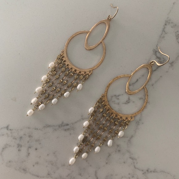 Handmade pearl duster earrings - Picture 2 of 9